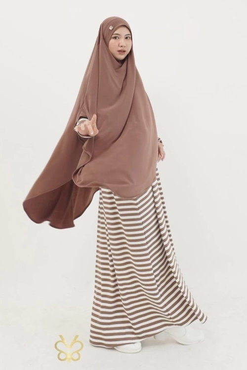 Seline Stripe New Abaya by Yoora Sarah